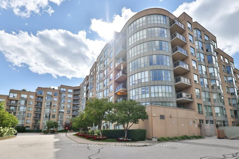 801 - 2511 Lakeshore Rd W, Oakville, L6L 6L9 | Image 3