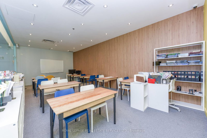 5 - 2275 Britannia Rd W, Mississauga, L5M 2G6 | Image 3