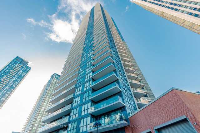 722 - 10 Park Lawn Road E