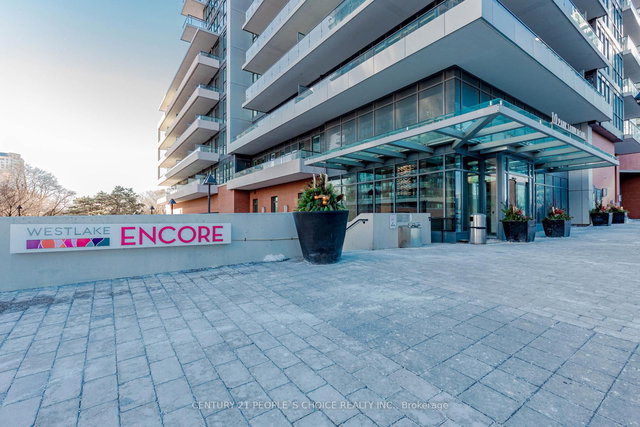 722 - 10 Park Lawn Road E