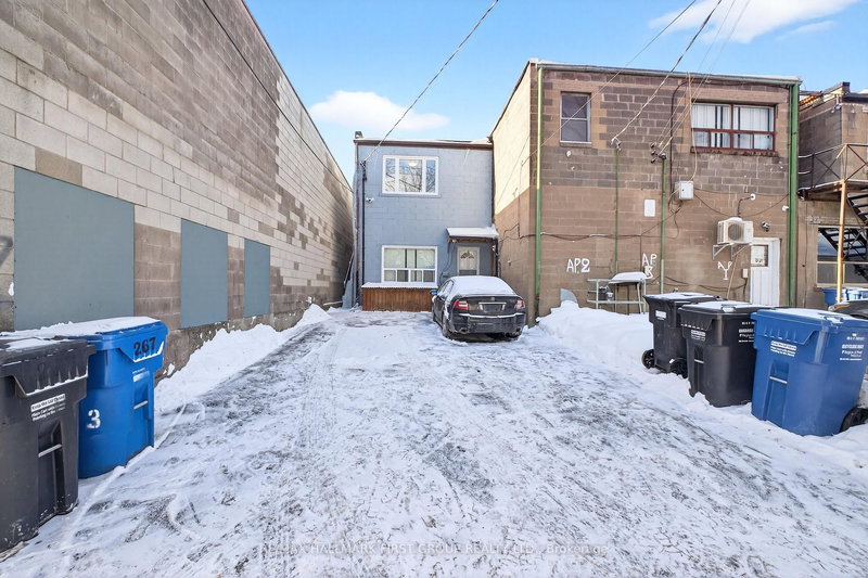 267 Lakeshore Rd E, Mississauga, L5G 1G8 | Image 3