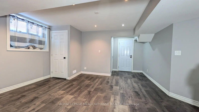 259 Queen Mary Dr, Brampton, L7A 3L6 | Image 3