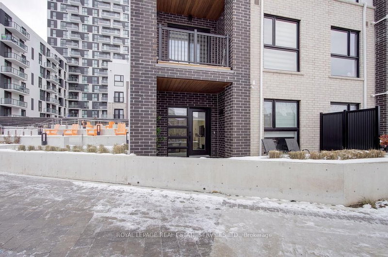 123 - 349 Wheat Boom Dr E, Oakville, L6H 7X5 | Image 3
