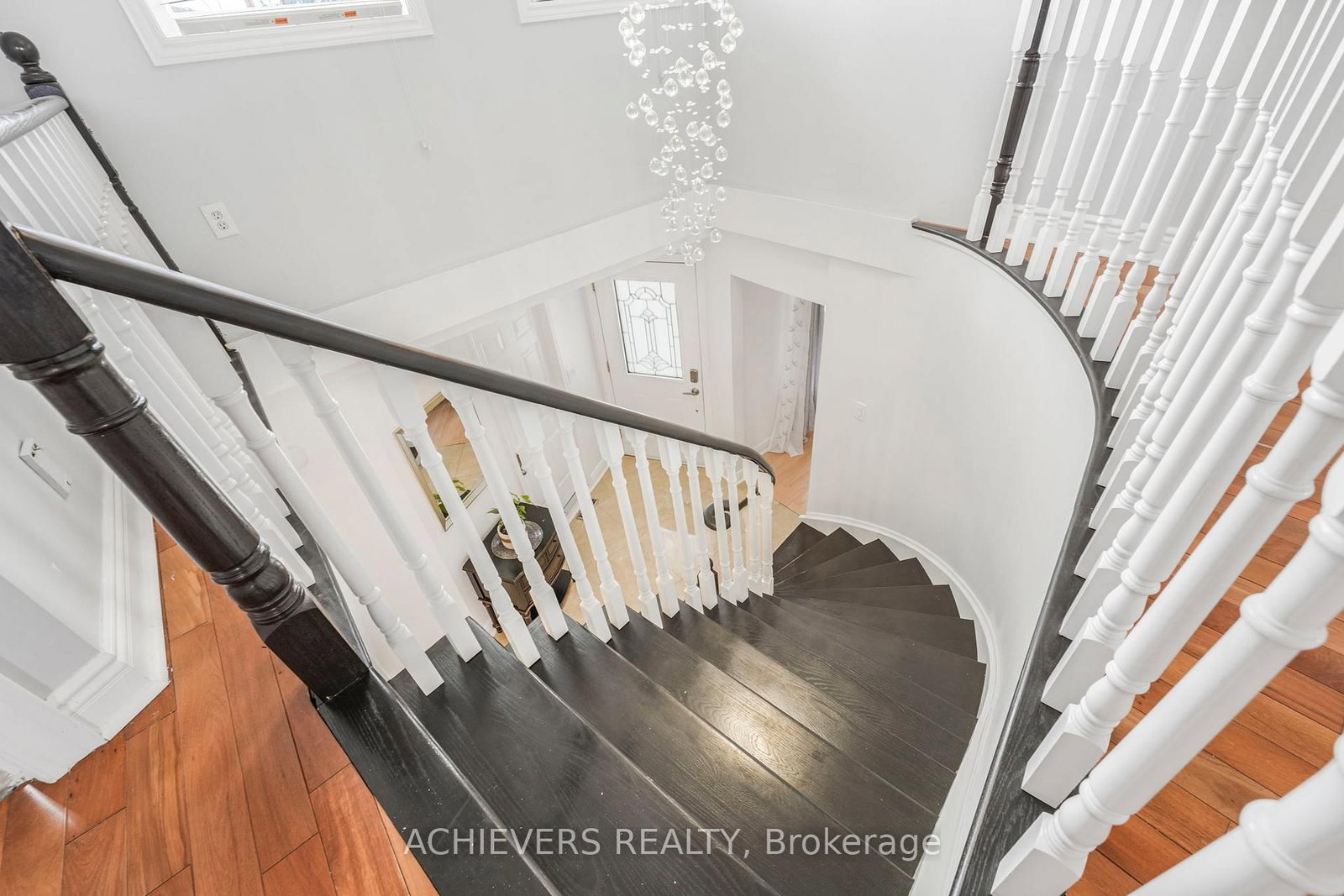 Detached House for sale at 4024 Longo Circle, Mississauga, Ontario, L4T 4C7 - Malton - MLS: W12773266