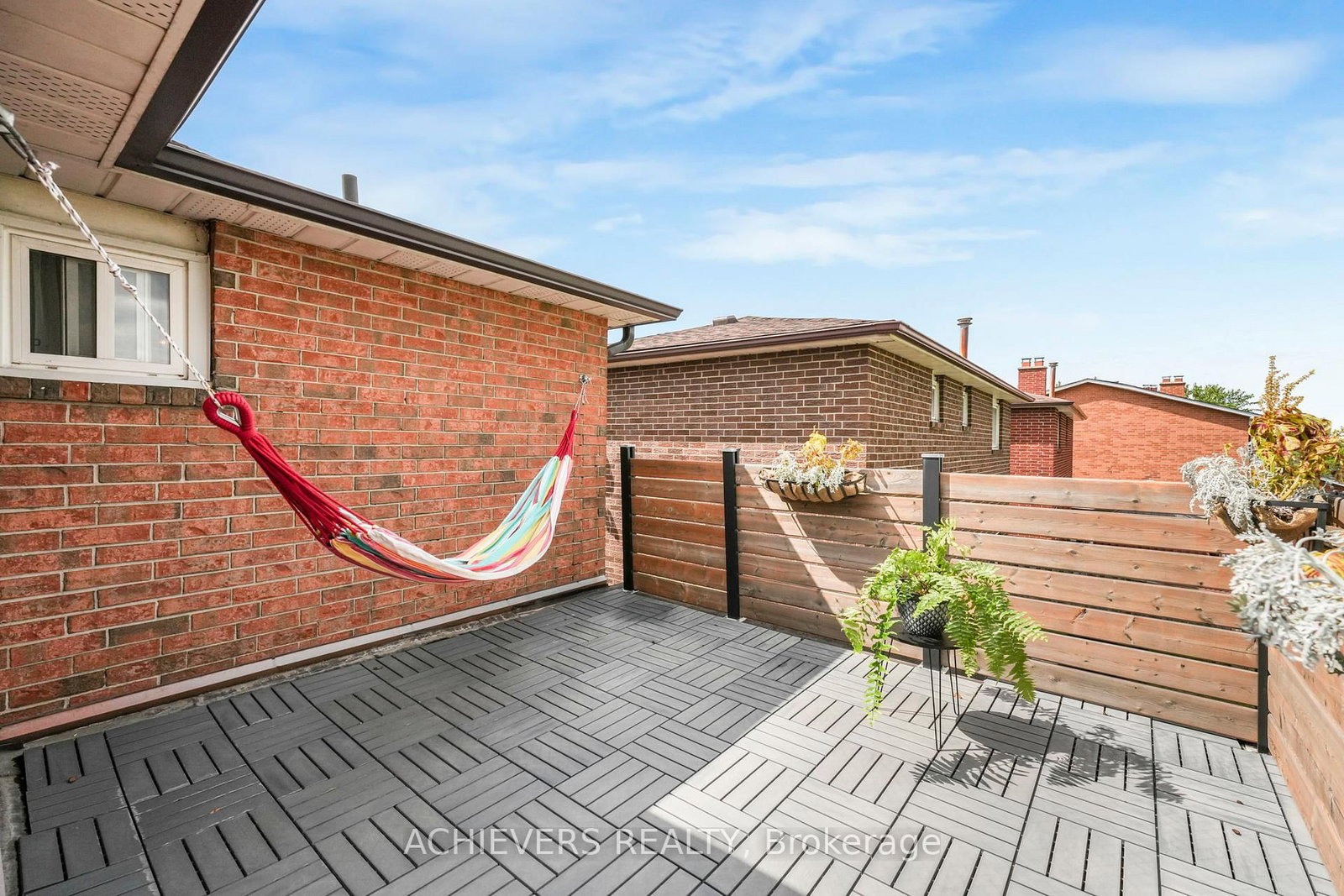 Detached House for sale at 4024 Longo Circle, Mississauga, Ontario, L4T 4C7 - Malton - MLS: W12773266