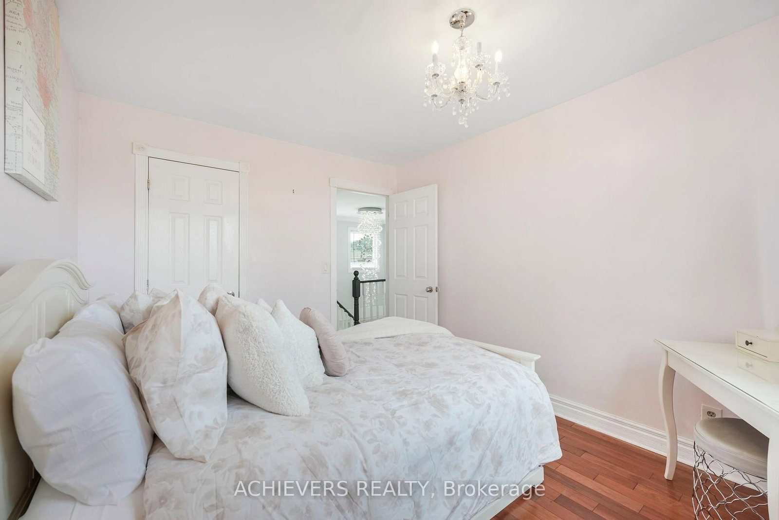 Detached House for sale at 4024 Longo Circle, Mississauga, Ontario, L4T 4C7 - Malton - MLS: W12773266