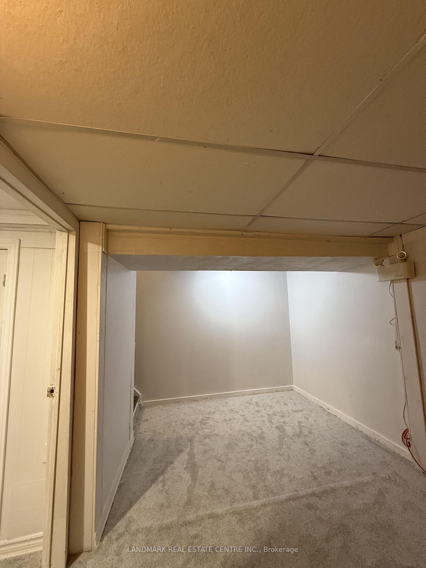 Townhouse for sale at 19 Guildford Crescent, Brampton, Ontario, L6S 3K2 - Central Park - MLS: W12773452