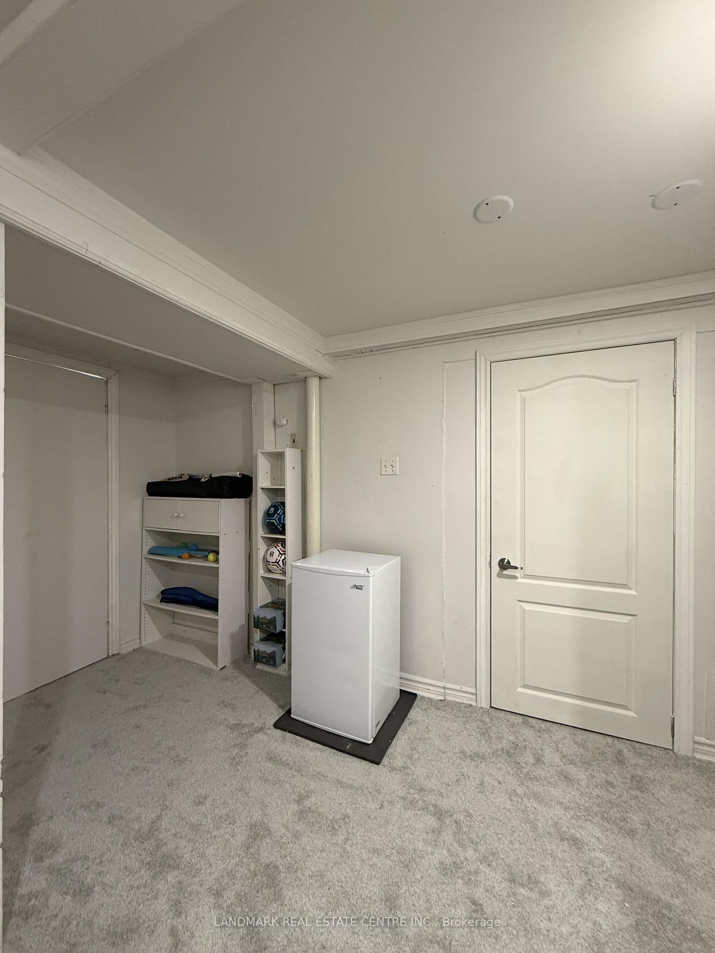 Townhouse for sale at 19 Guildford Crescent, Brampton, Ontario, L6S 3K2 - Central Park - MLS: W12773452