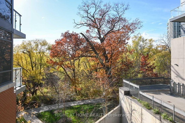 314 - 10 Park Lawn Road