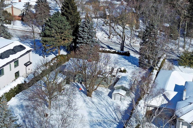 392 Fourth Line, Oakville, L6L 5A4 | Image 3