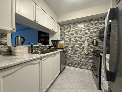 Condo leased at 303-1 Hickory Tree Road, Toronto, Ontario, M9N 3W4 - Weston - MLS: W12775528