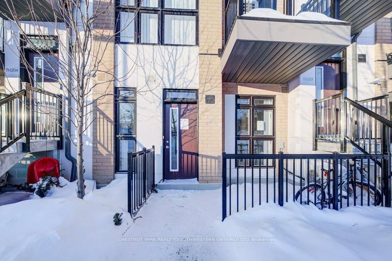 103 - 90 Canon Jackson Dr, Toronto, M6M 0C1 | Image 2