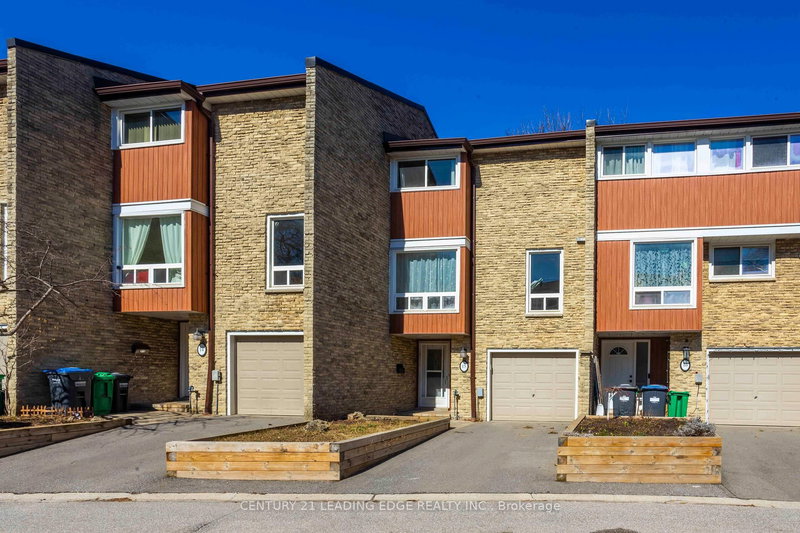 15 - 915 Inverhouse Dr, Mississauga, L5J 4B2 | Image 2