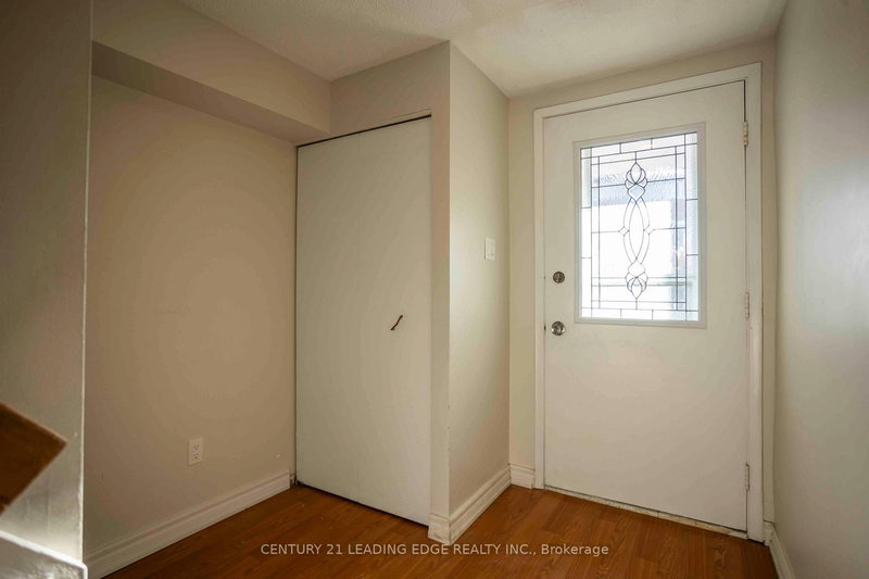 15 - 915 Inverhouse Dr, Mississauga, L5J 4B2 | Image 3