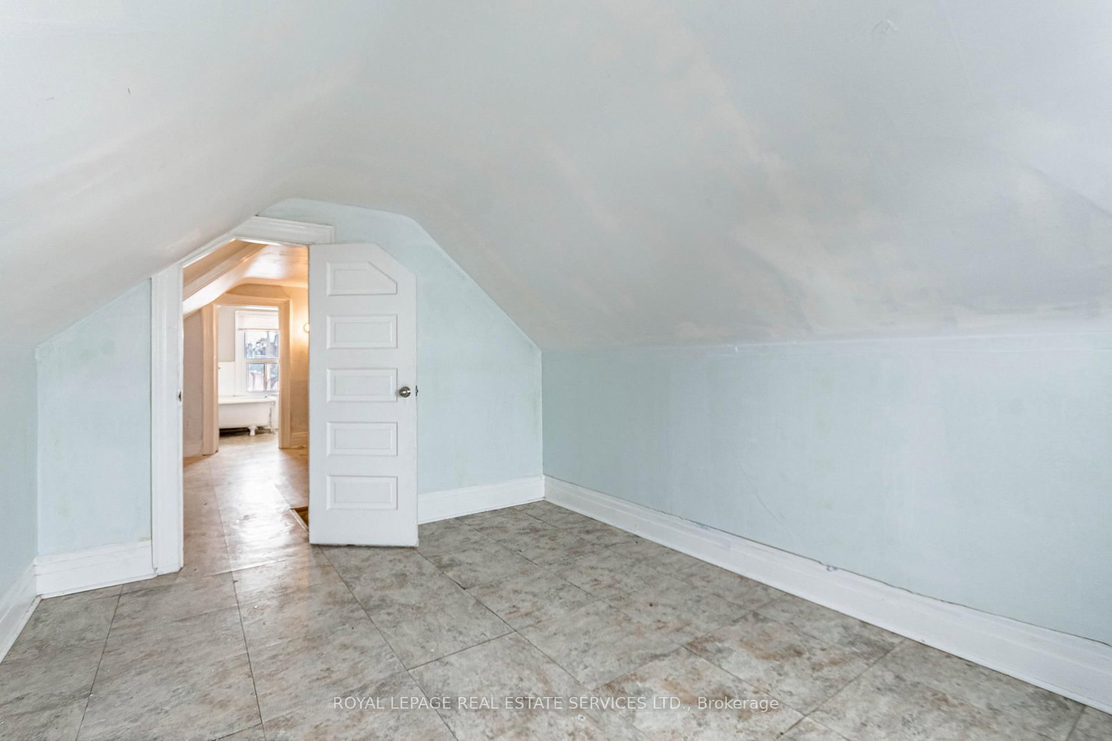 1160 Dufferin Street - Photo 23