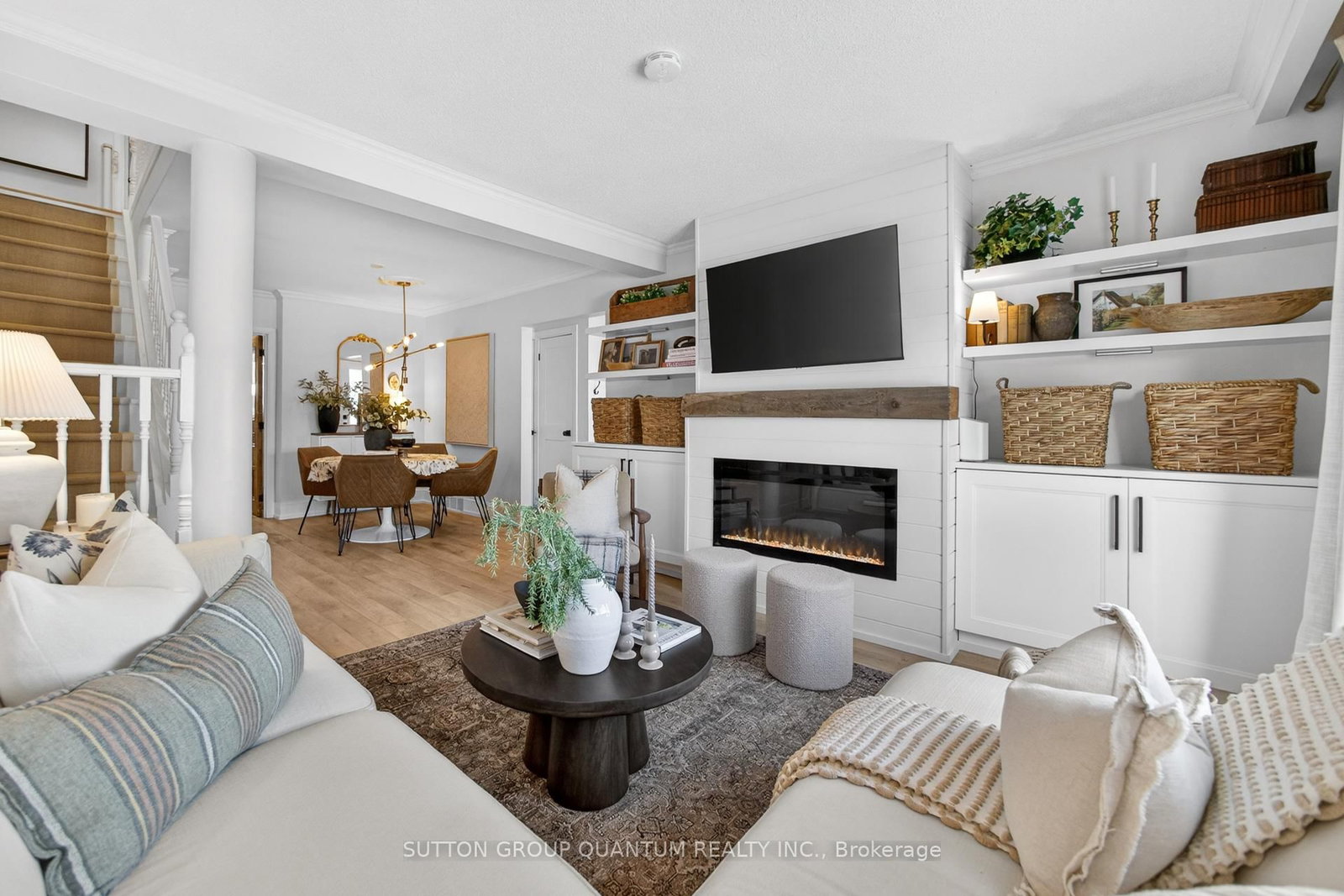 Semi-Detached House sold at 2371 Brookhurst Road, Mississauga, Ontario, L5J 1R1 - Clarkson - MLS: W12776358