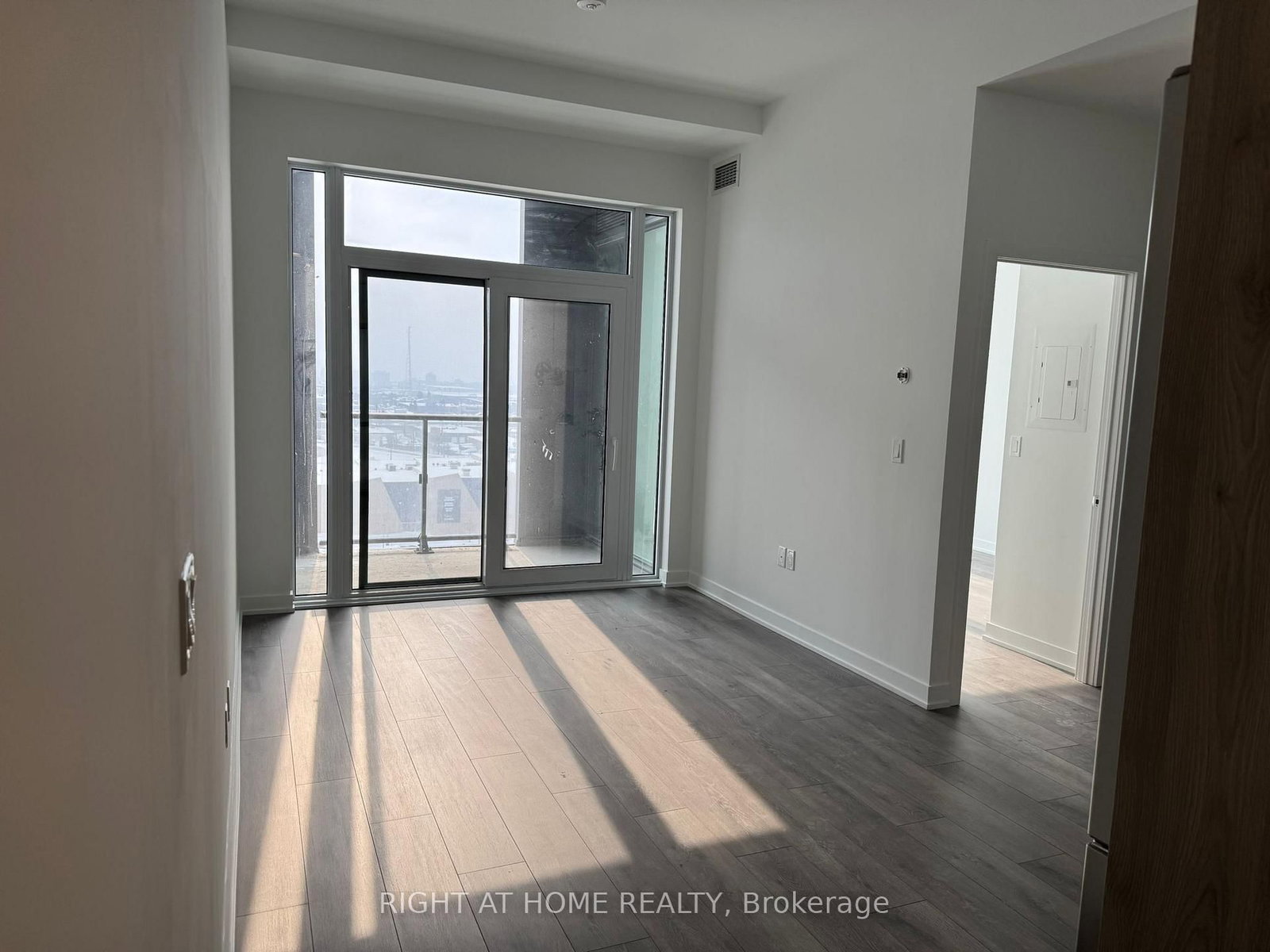 1007 The Queensway, Unit 1014 - Photo 7