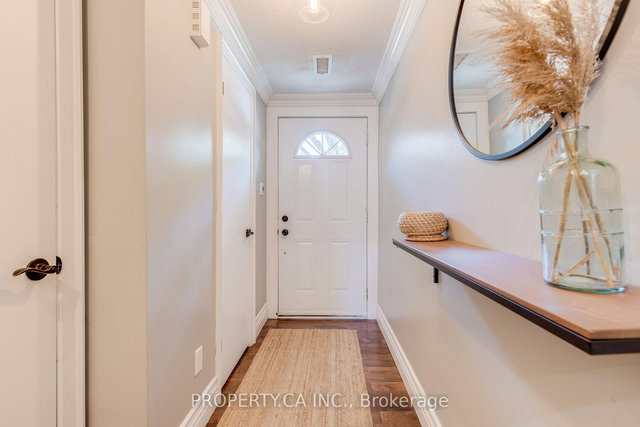 45 - 235 Bronte Street S