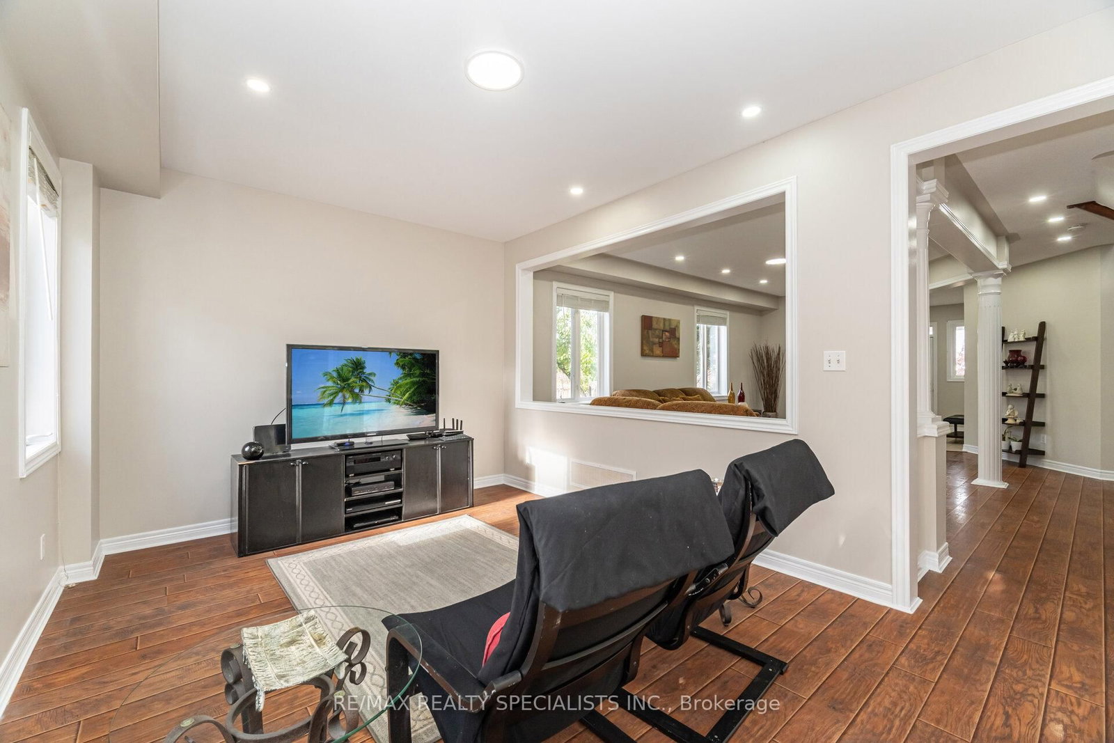 Detached House for sale at 1321 Roper Drive, Milton, Ontario, L9T 6E4 - Dempsey - MLS: W12777300