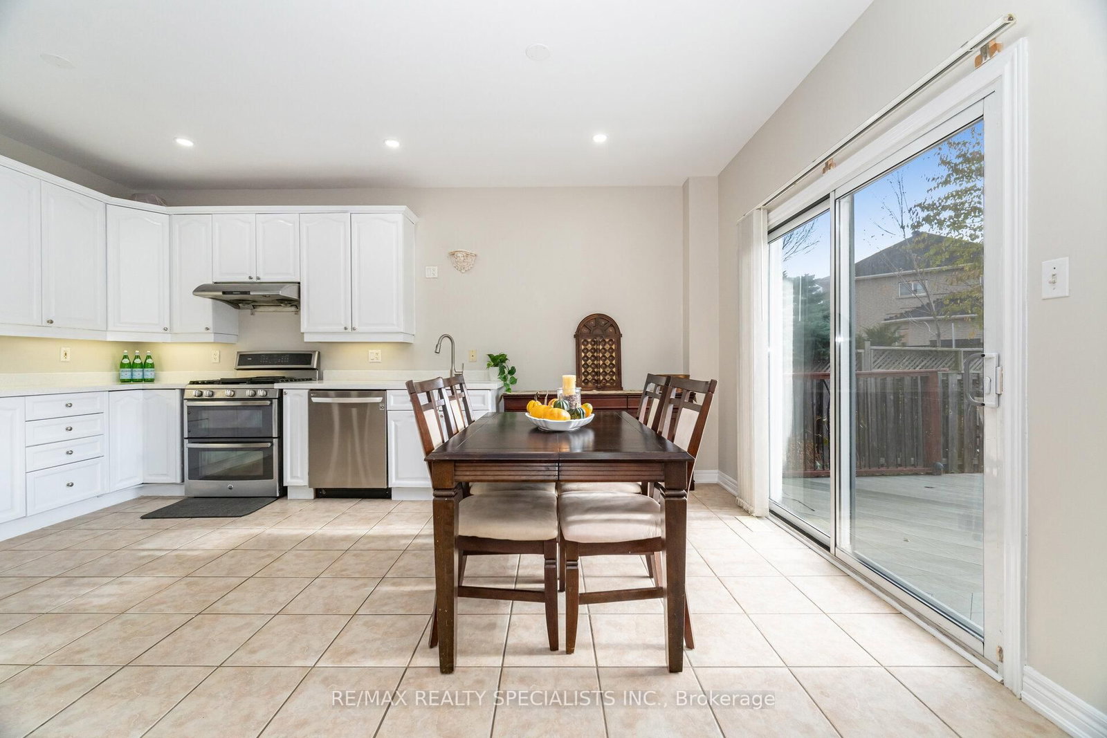 Detached House for sale at 1321 Roper Drive, Milton, Ontario, L9T 6E4 - Dempsey - MLS: W12777300