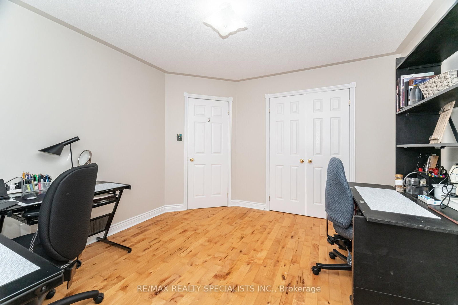 Detached House for sale at 1321 Roper Drive, Milton, Ontario, L9T 6E4 - Dempsey - MLS: W12777300