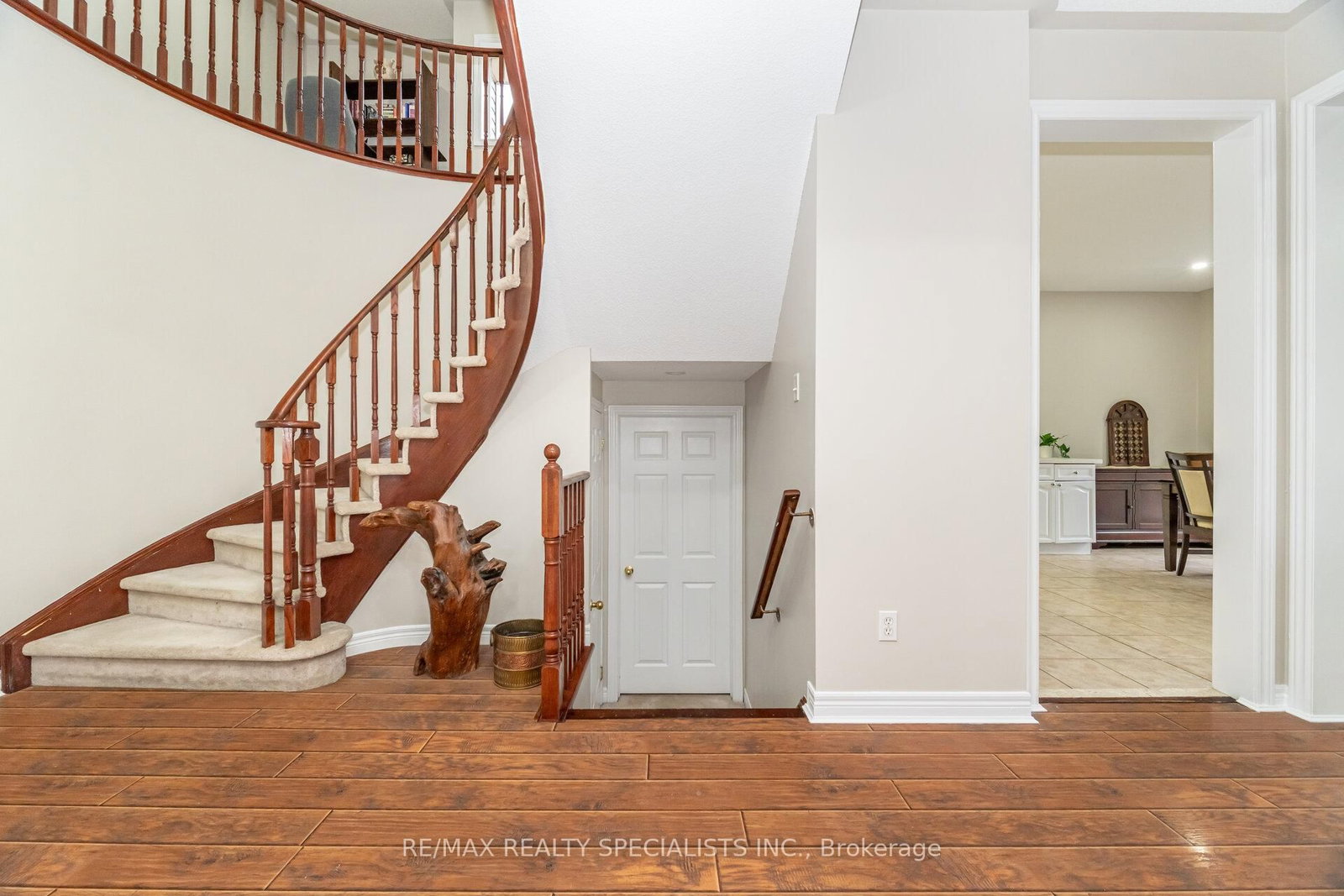 Detached House for sale at 1321 Roper Drive, Milton, Ontario, L9T 6E4 - Dempsey - MLS: W12777300