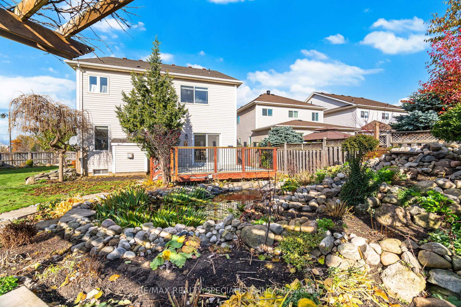 Detached House for sale at 1321 Roper Drive, Milton, Ontario, L9T 6E4 - Dempsey - MLS: W12777300