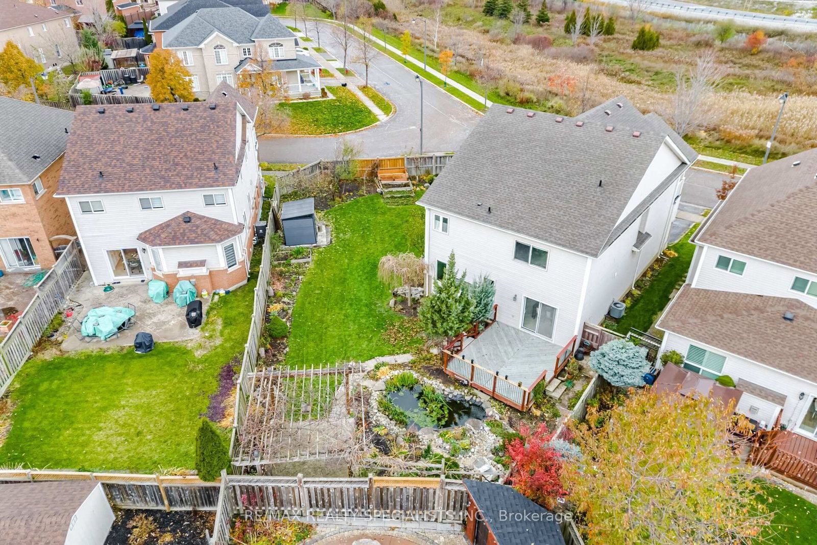 Detached House for sale at 1321 Roper Drive, Milton, Ontario, L9T 6E4 - Dempsey - MLS: W12777300