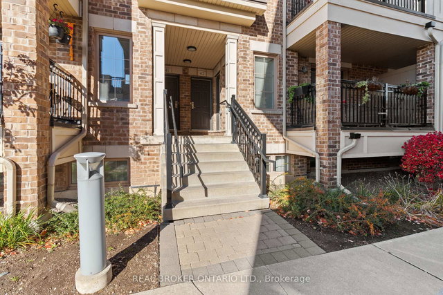 42 - 2441 Greenwich Drive