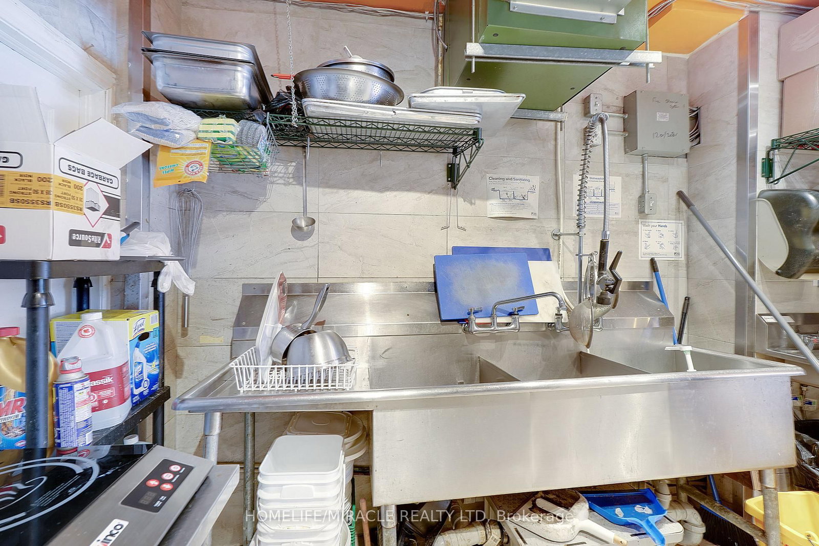 723 Lakeshore Road E - Photo 14