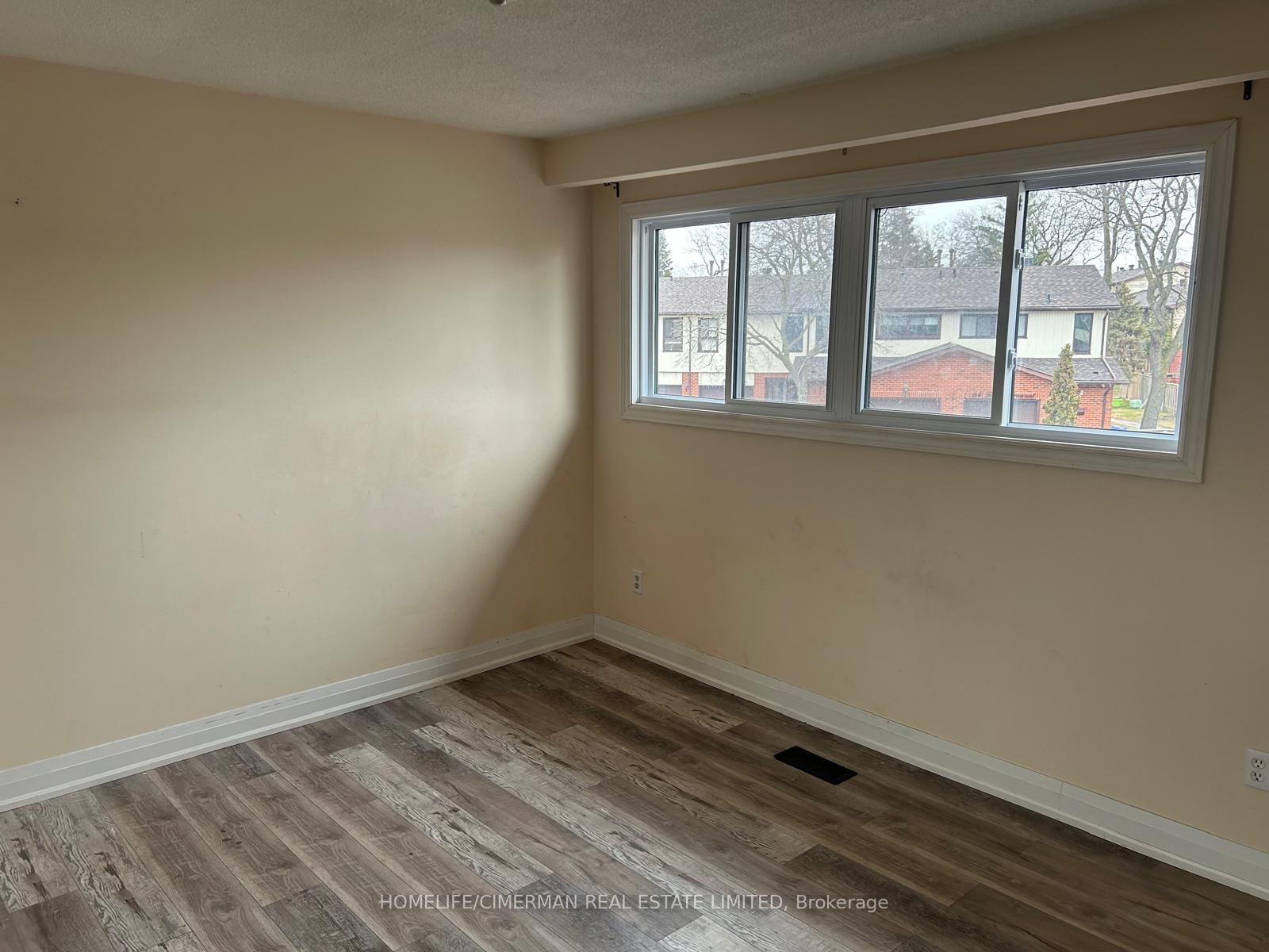 Townhouse for sale at 46-46 Foster Crescent, Brampton, Ontario, L6V 3M7 - Brampton North - MLS: W12777752