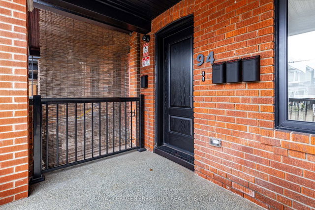 2 - 94 Earlscourt Avenue