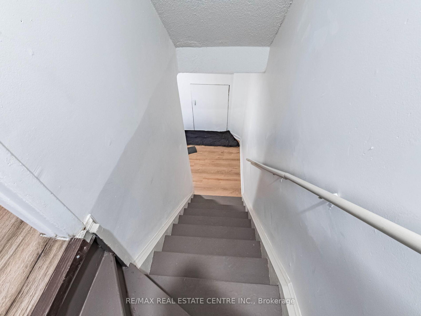 Townhouse for sale at 5 Moregate Crescent, Brampton, Ontario, L6S 3K9 - Central Park - MLS: W12778276