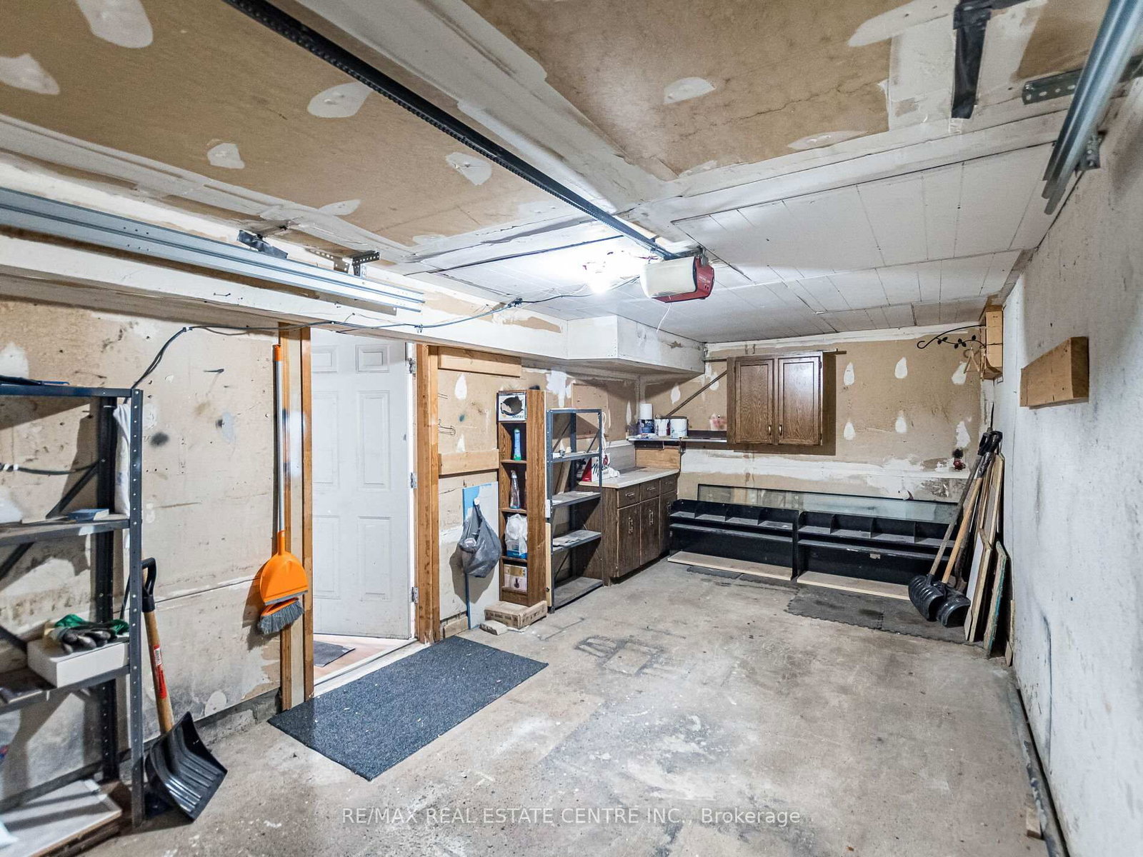 Townhouse for sale at 5 Moregate Crescent, Brampton, Ontario, L6S 3K9 - Central Park - MLS: W12778276