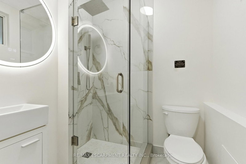 230 South Service Rd, Mississauga, L5G 2S1 | Image 3