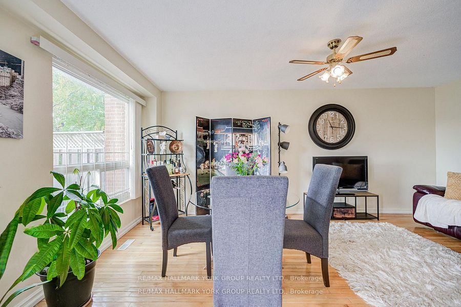 Townhouse for sale at 9 Bur Oak Way, Toronto, Ontario, M3L 2G3 - Glenfield-Jane Heights - MLS: W12781590