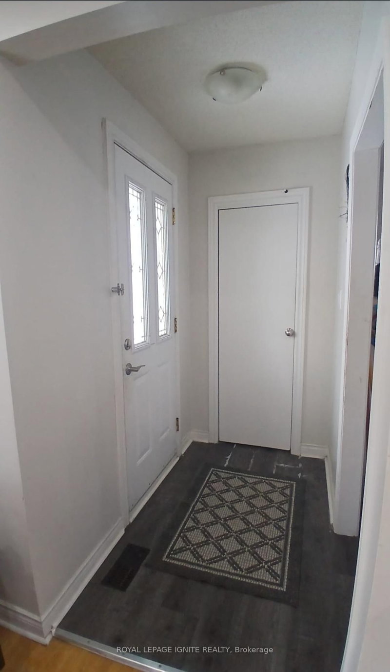 Main - 21 Humheller Rd, Toronto, M9W 5K2 | Image 2