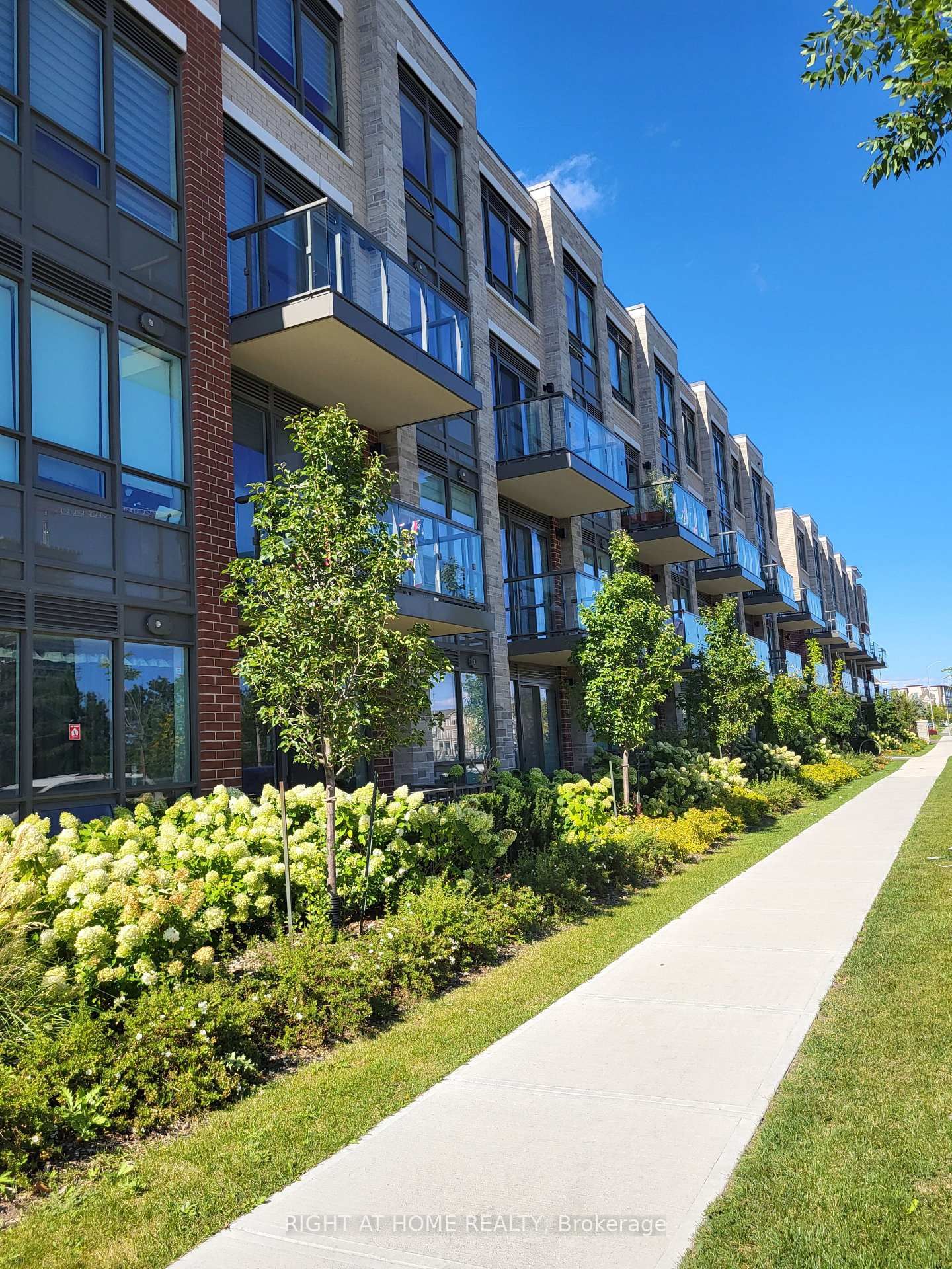 95 Attmar Drive, Unit 115 - Photo 2