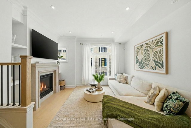 56 - 30 Lunar Crescent