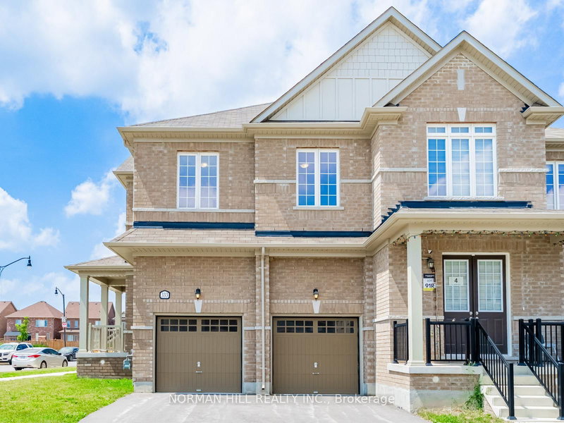 333 Robert Parkinson Dr, Brampton, L7A 4W5 | Image 3