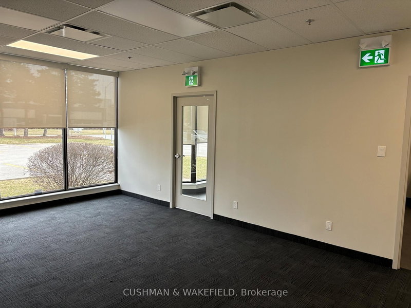 1 - 2 - 4 Paget Rd, Brampton, L6T 5G3 | Image 3