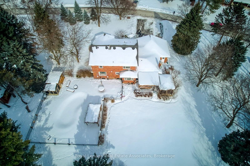 5 Huttonville Dr, Brampton, L6X 0C2 | Image 3