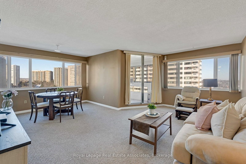 912 - 50 Elm Dr E, Mississauga, L5A 3X2 | Image 2