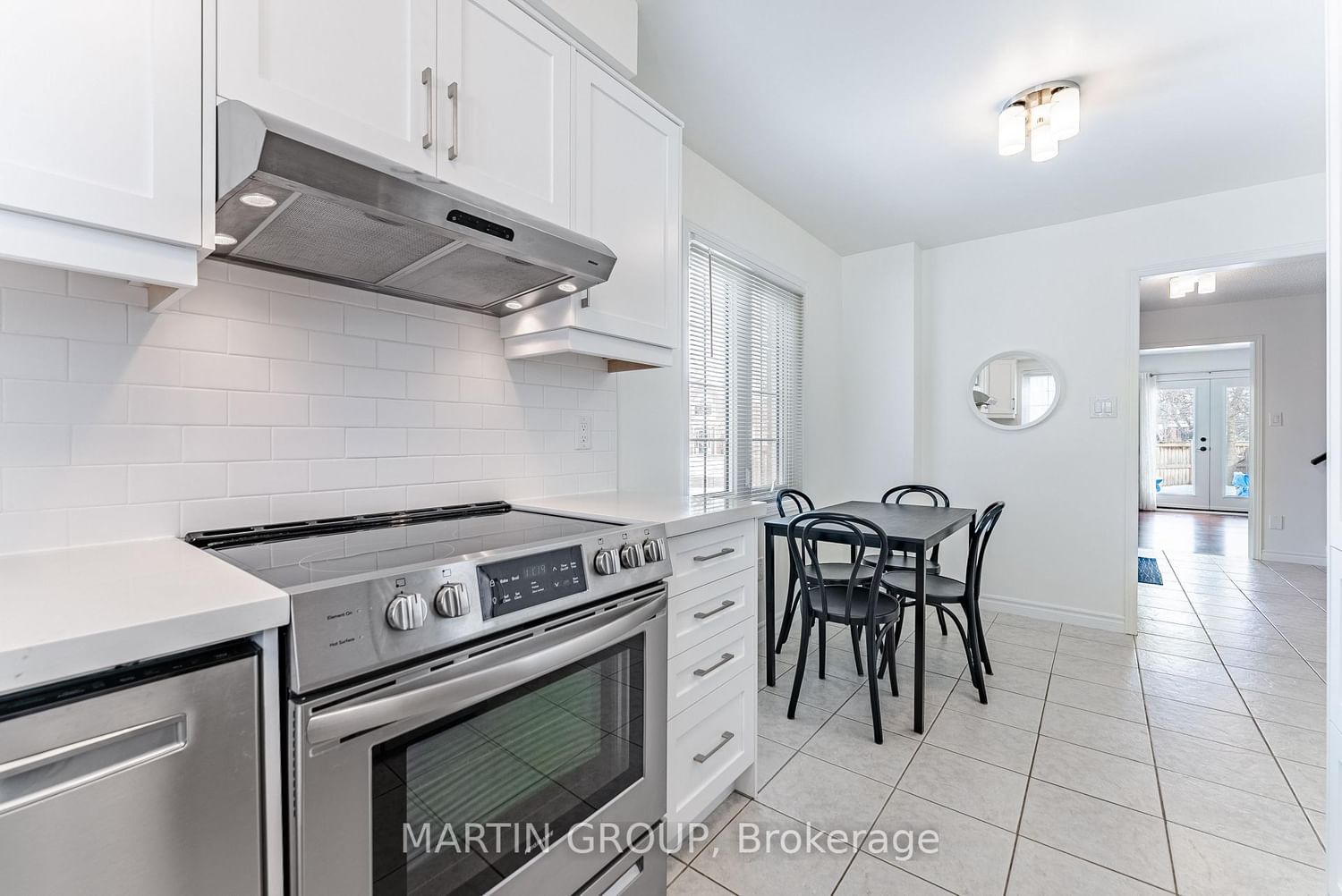 Listing Image 16