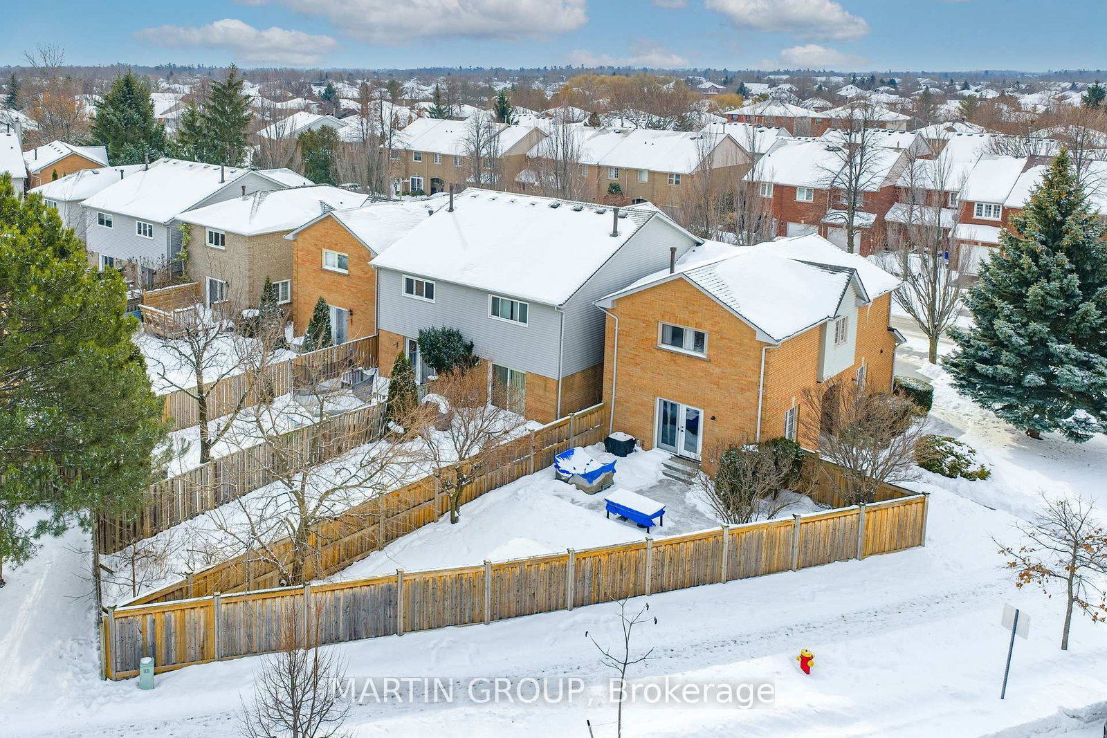 Listing Image 4