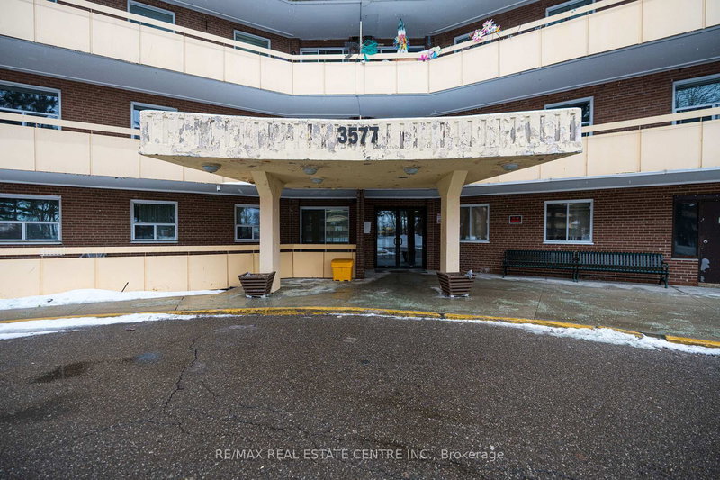 207 - 3577 Derry Rd, Mississauga, L4T 1B3 | Image 3