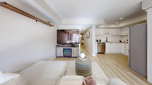 63 - 2441 Greenwich Drive