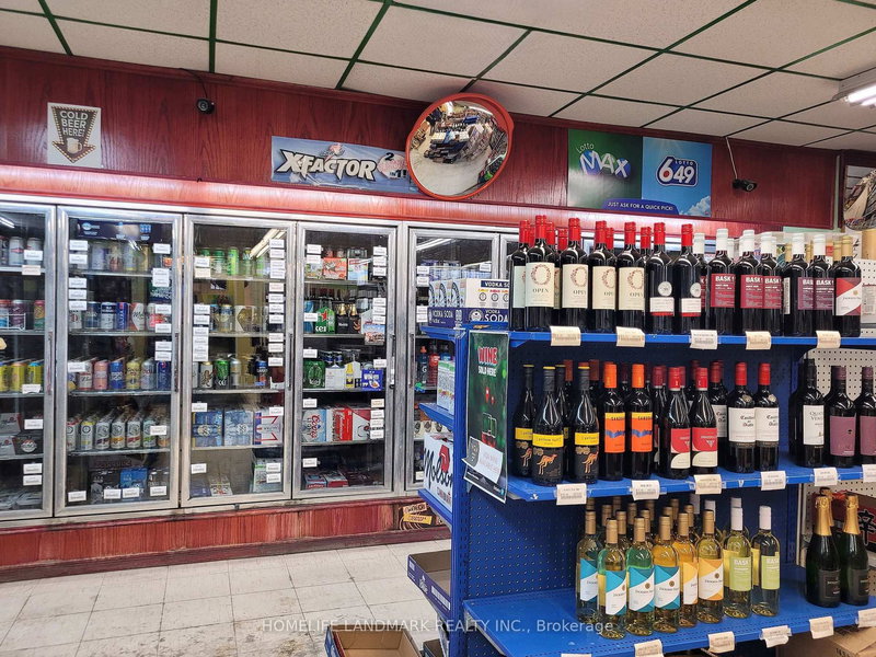 415 Main St N, Brampton, L6X 1N8 | Image 2