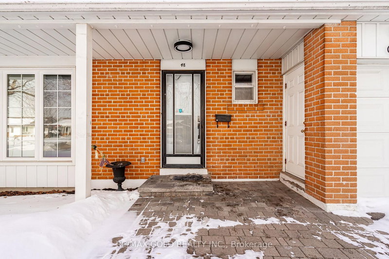 48 Aberdeen Cres, Brampton, L6T 2P9 | Image 2