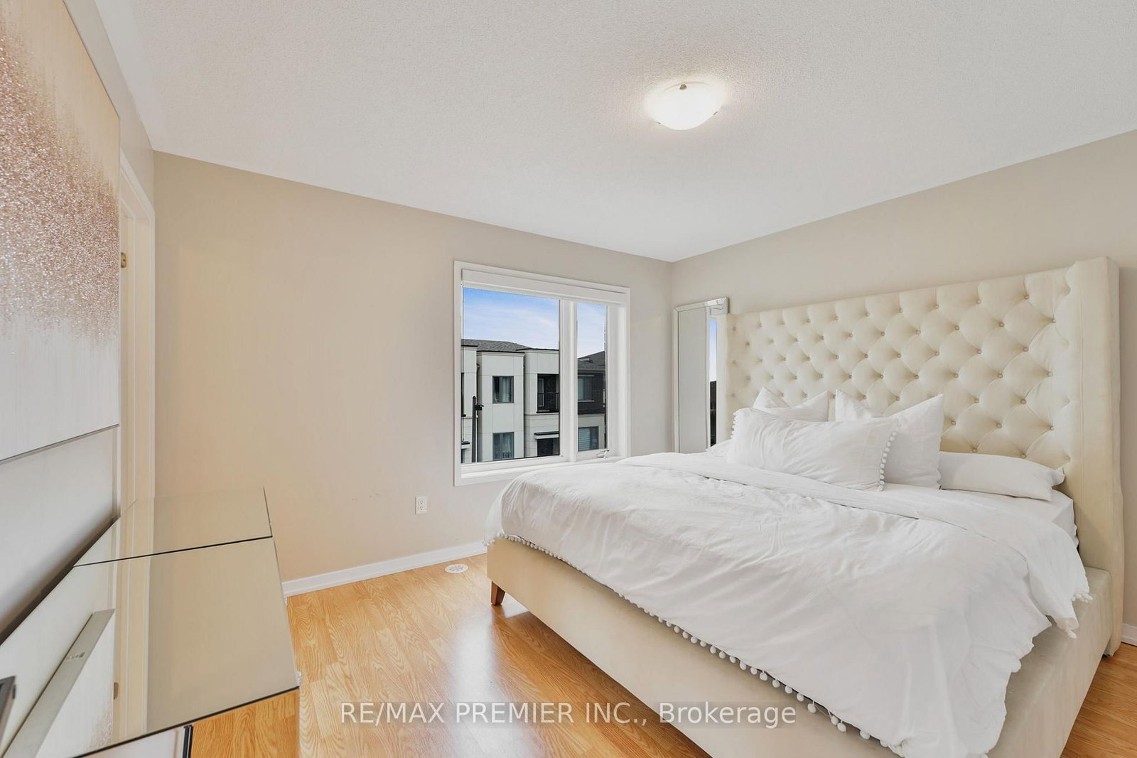 Townhouse for sale at 12 Heathrow Lane, Caledon, Ontario, L7E 4M4 - Bolton East - MLS: W12786764